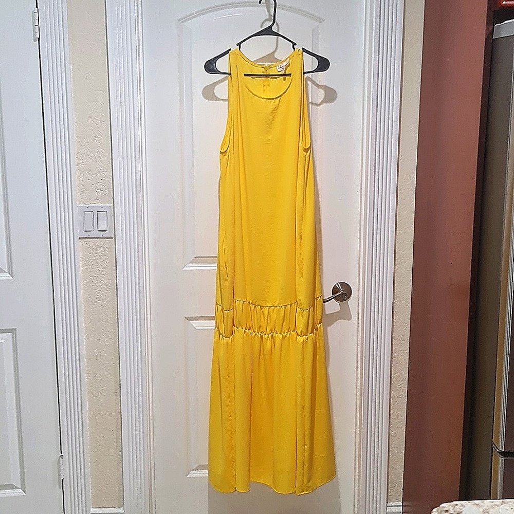 Yellow maxxi dress💛